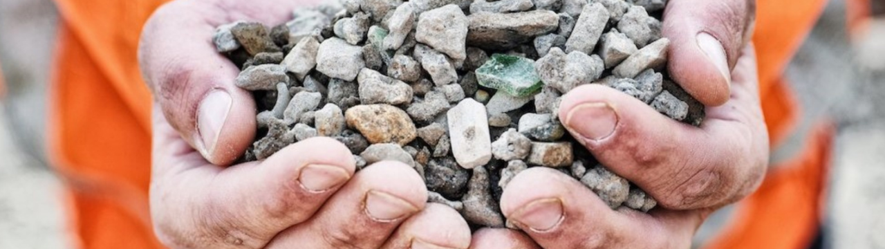 Upgrading of incineration bottom ash (IBA) to high quality building materials